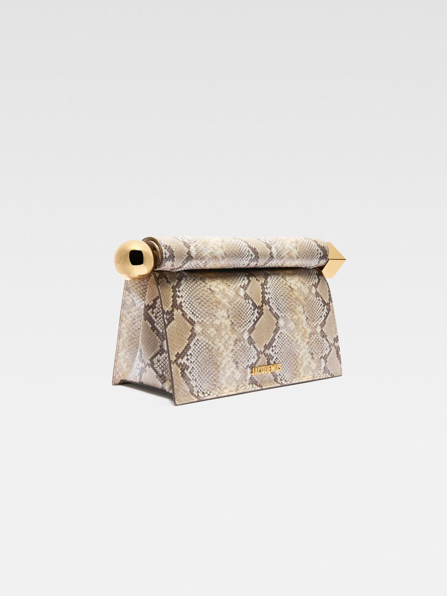 The Rond Carré clutch