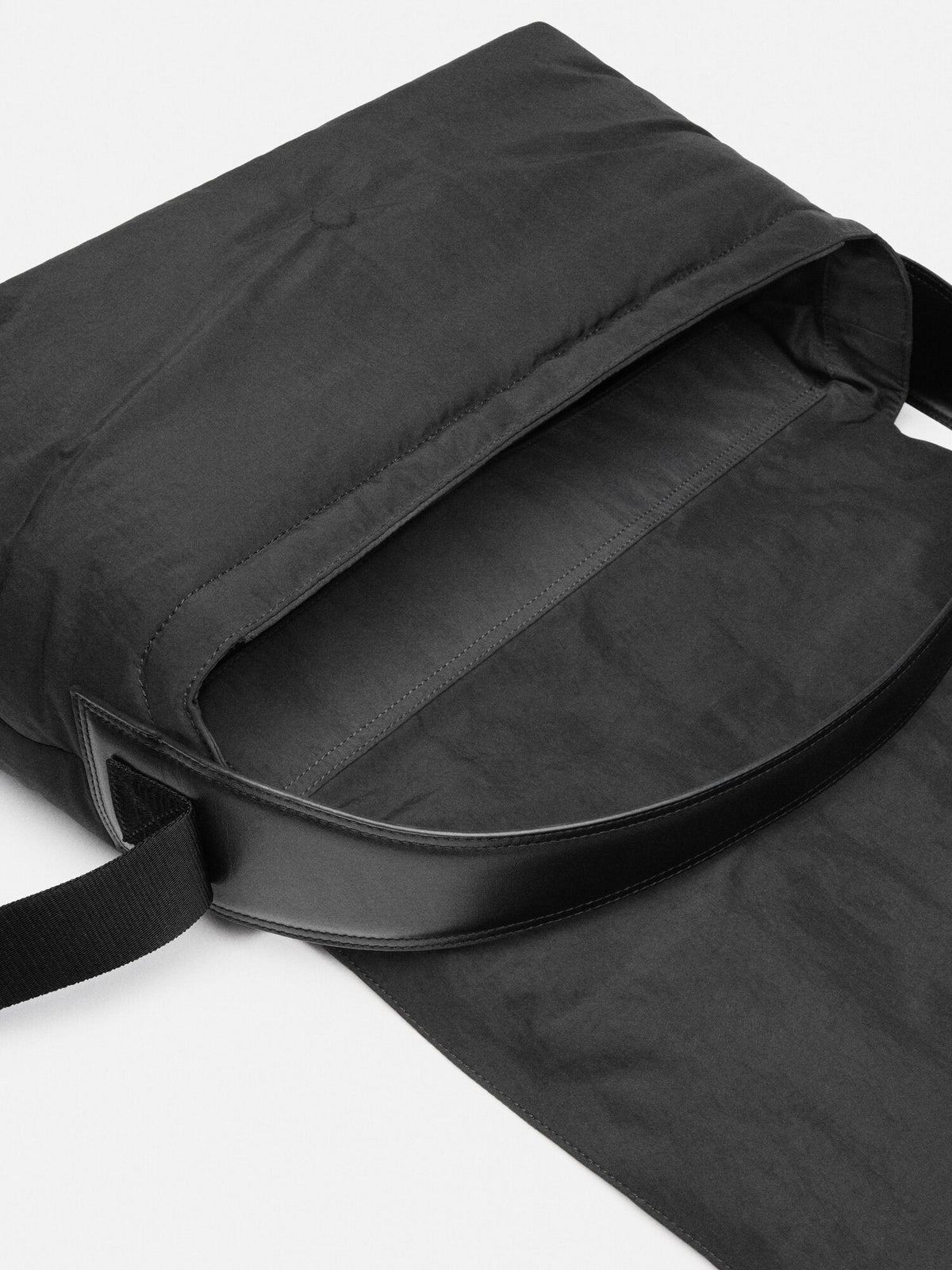 The Bambino messenger bag