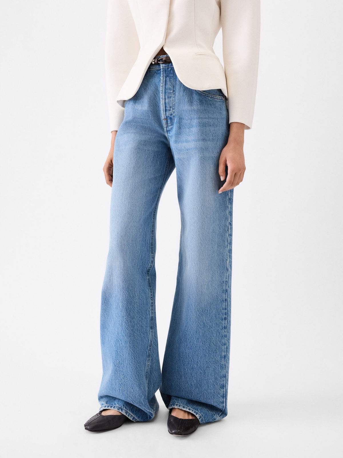 The wide de-Nîmes denim pants