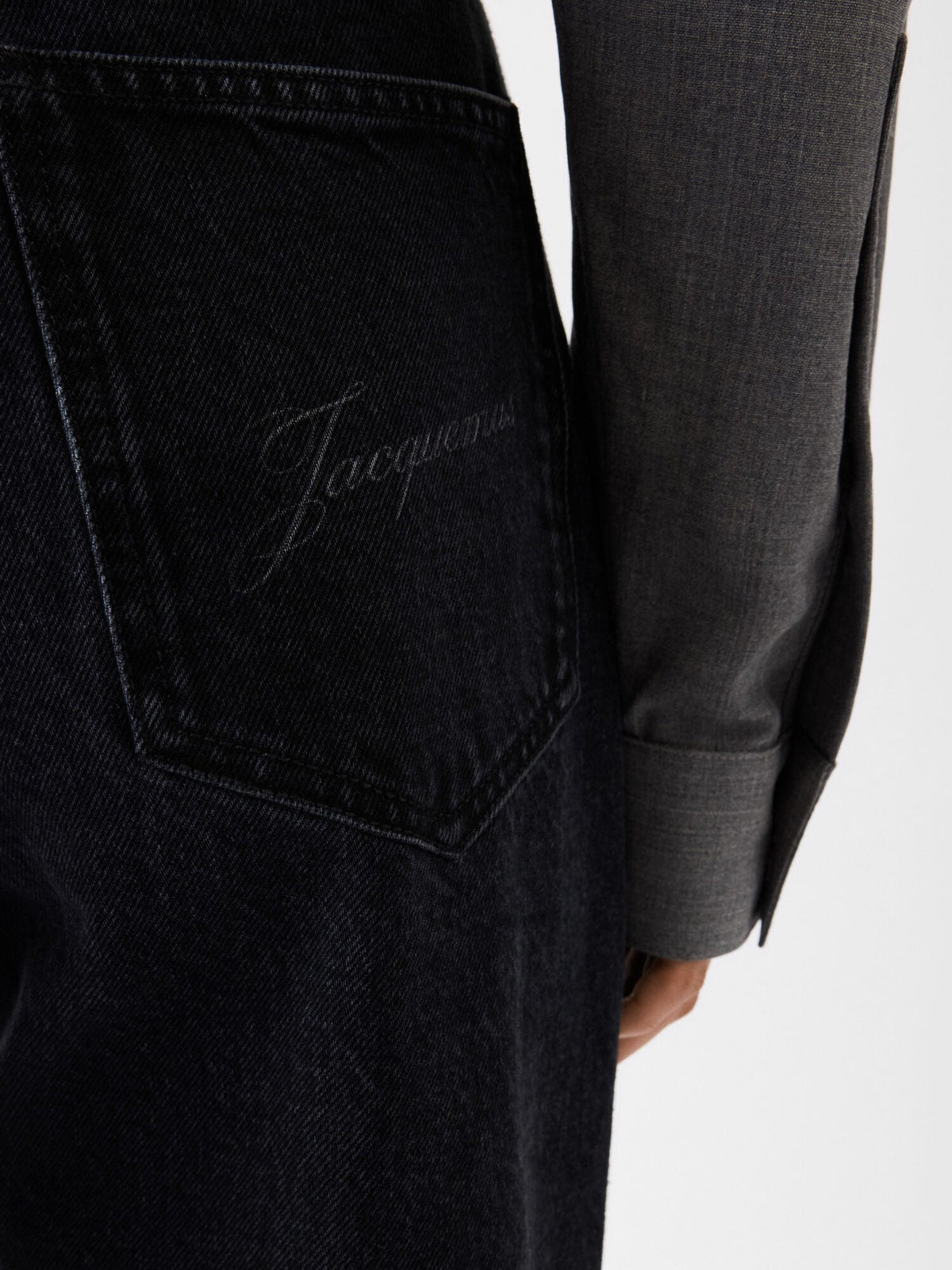 The wide de-Nîmes denim pants