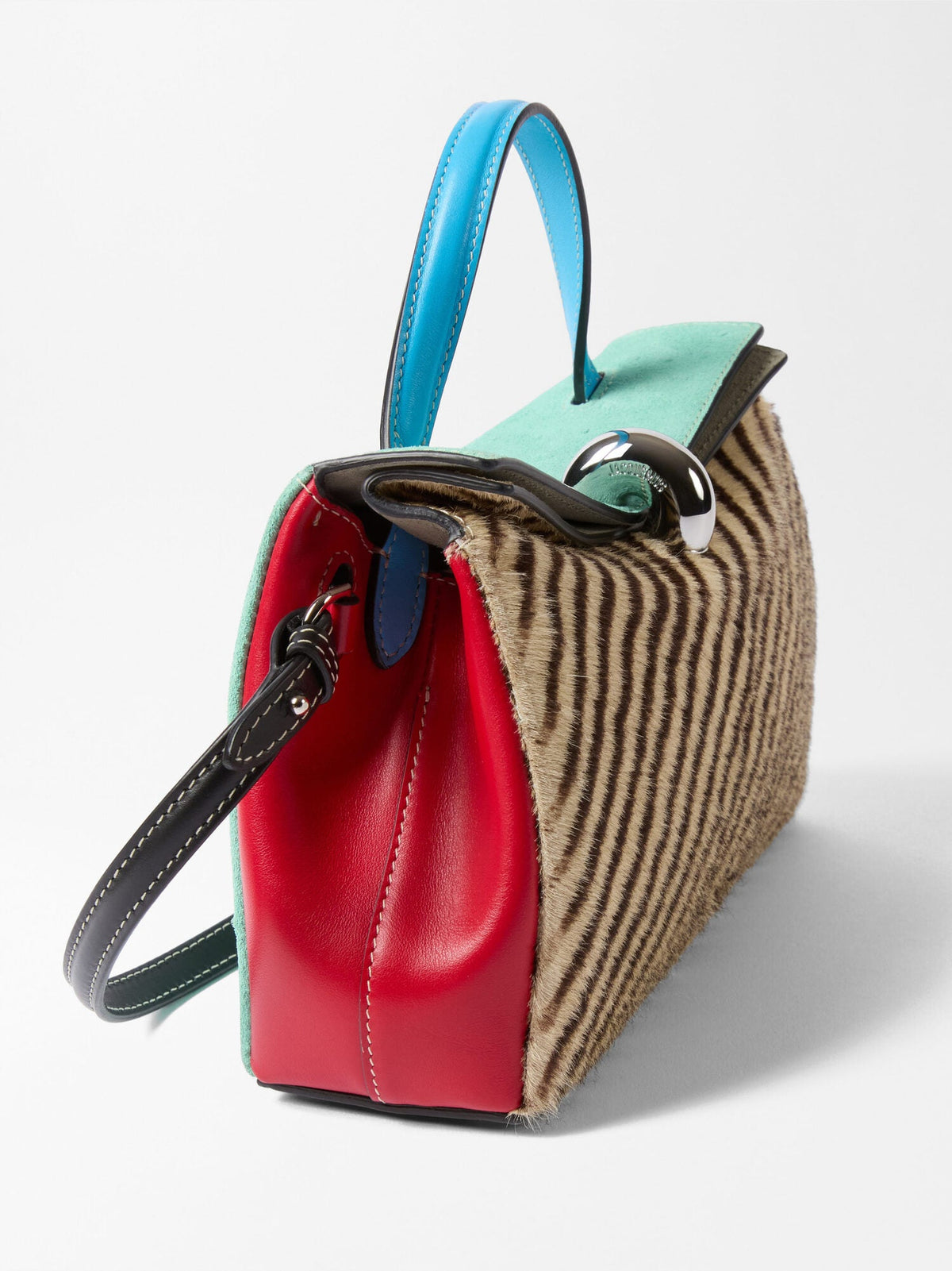The small Valérie