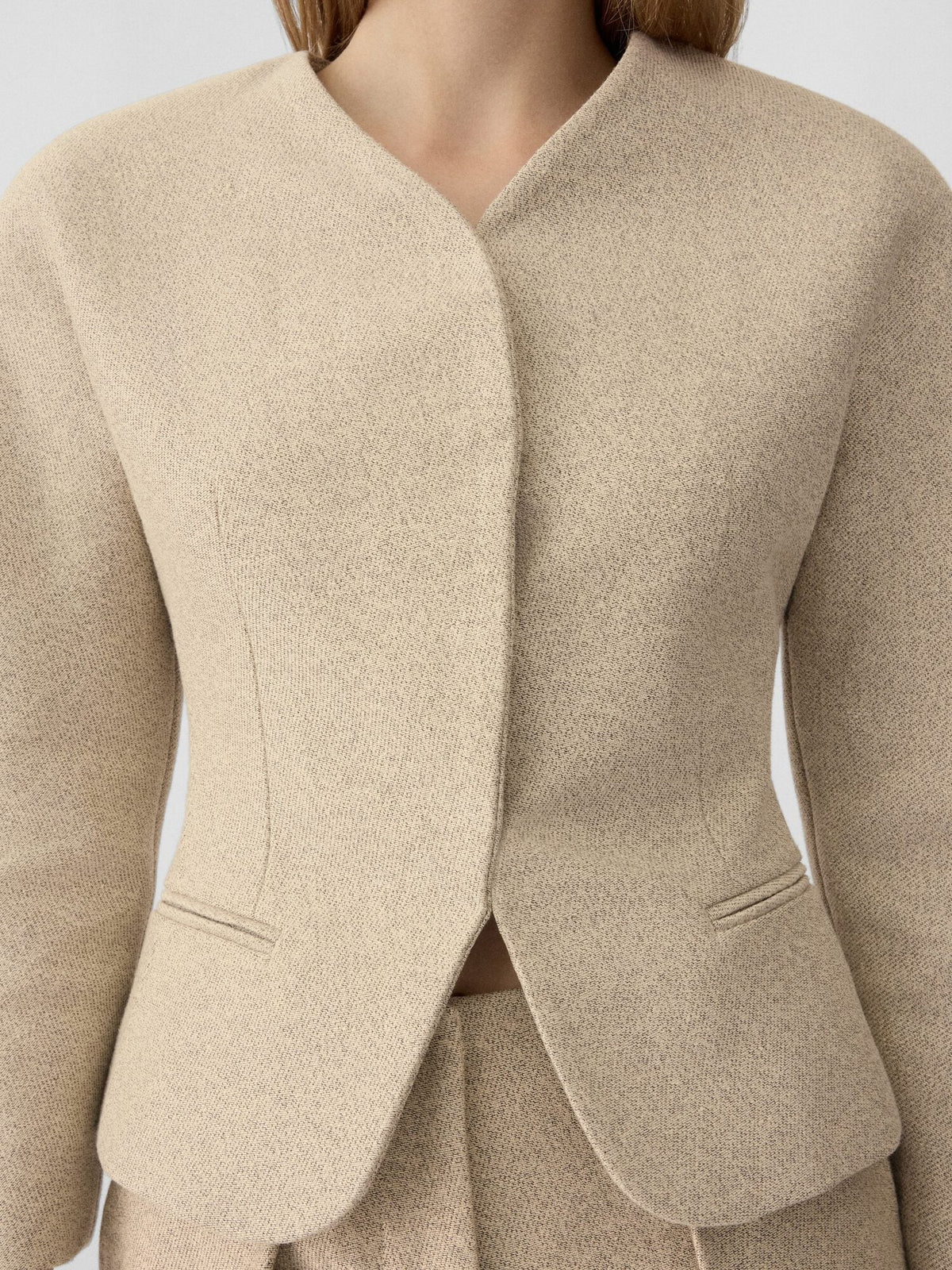The mini Ovalo jacket