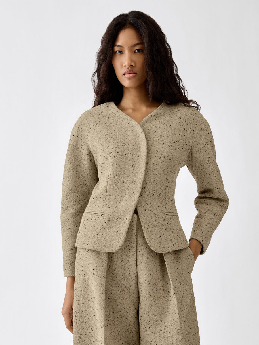 The mini Ovalo jacket