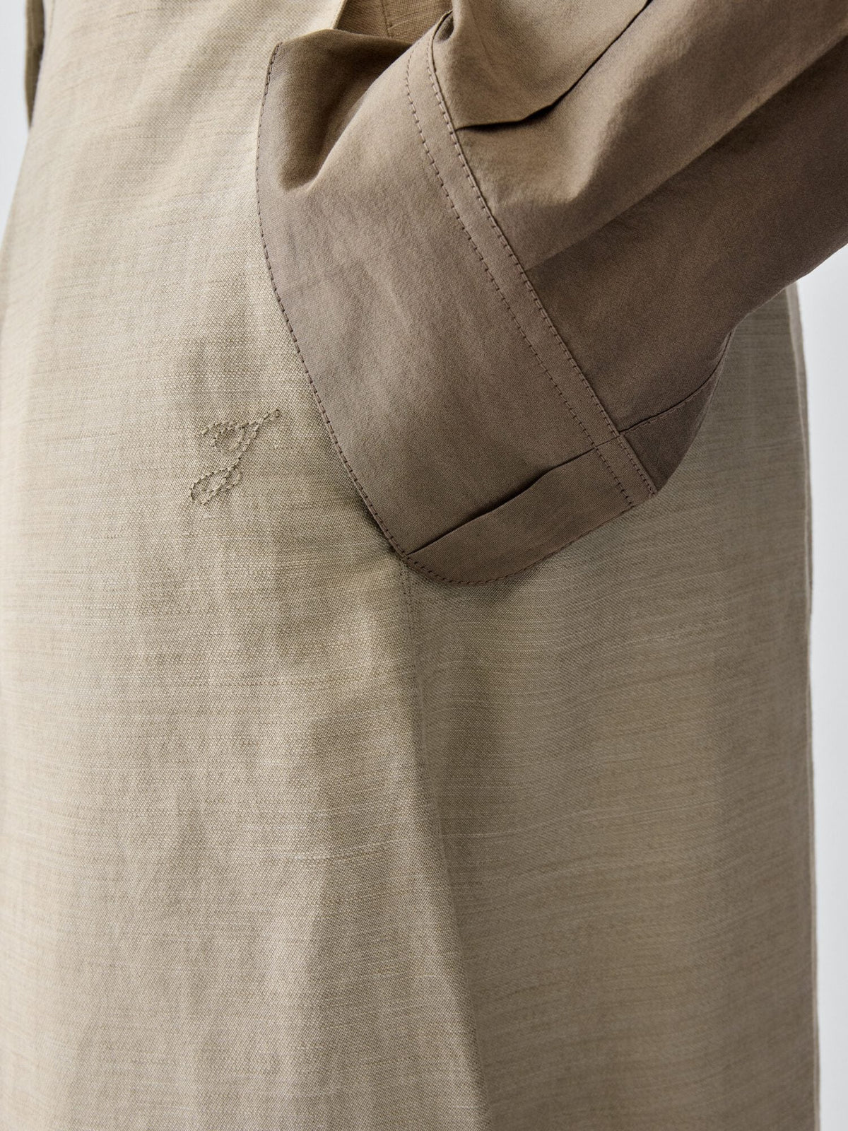 The Ovalo fluid pants